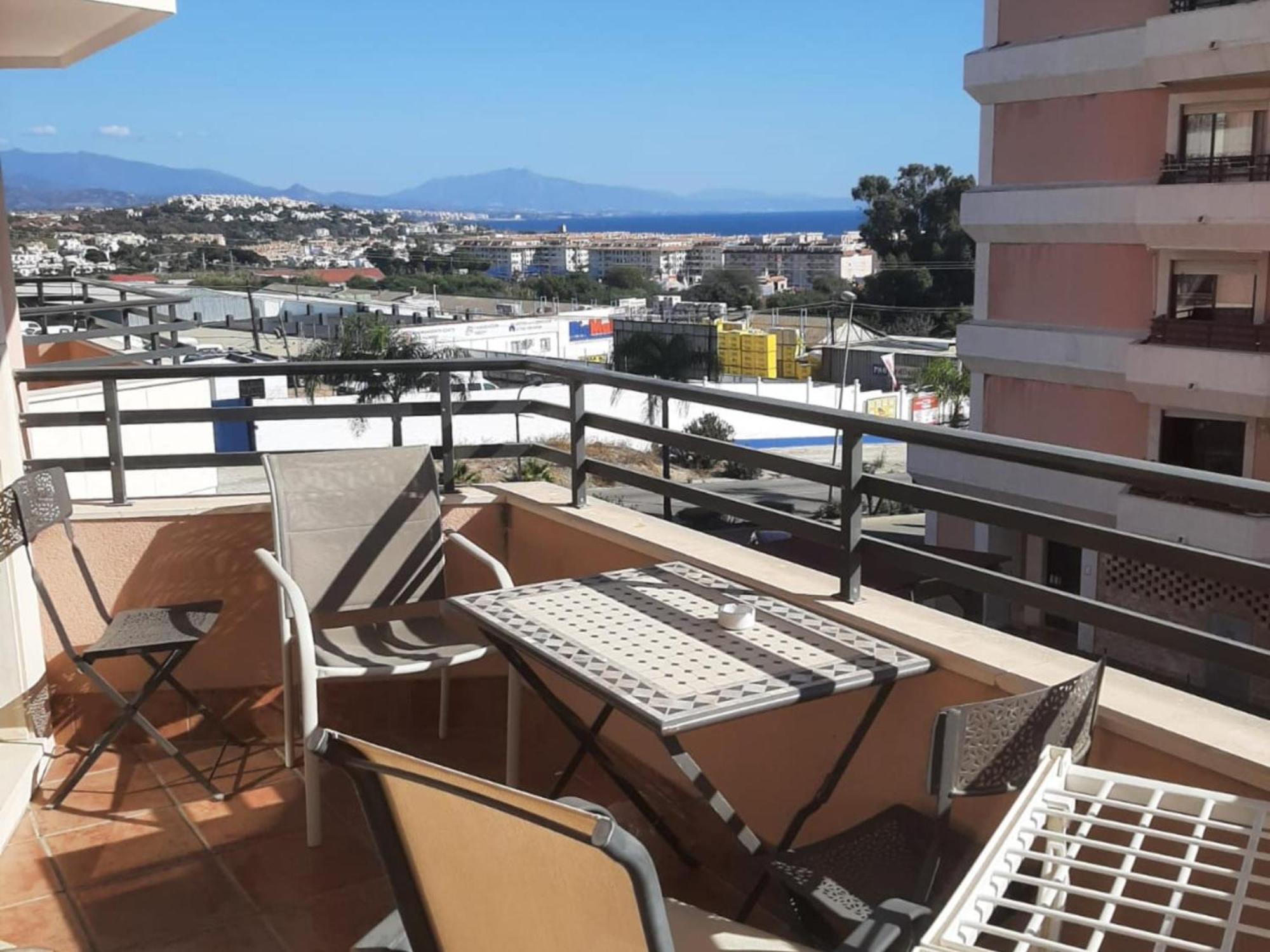 Apartment Con Terraza Y Piscina