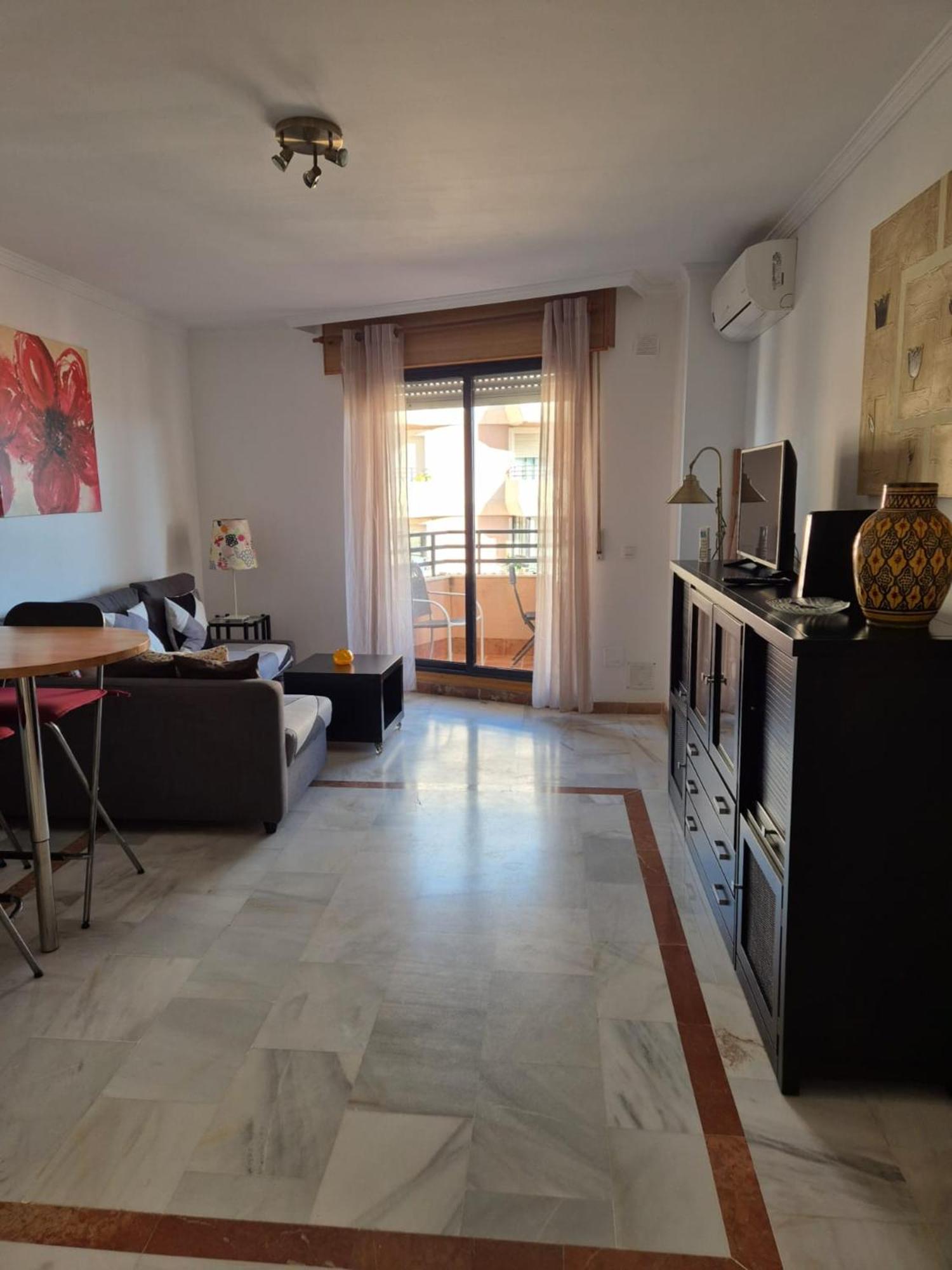 Apartment Con Terraza Y Piscina *