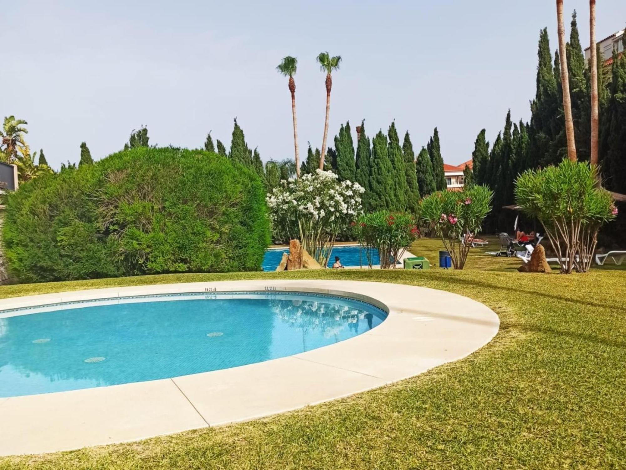 Apartament Con Terraza Y Piscina