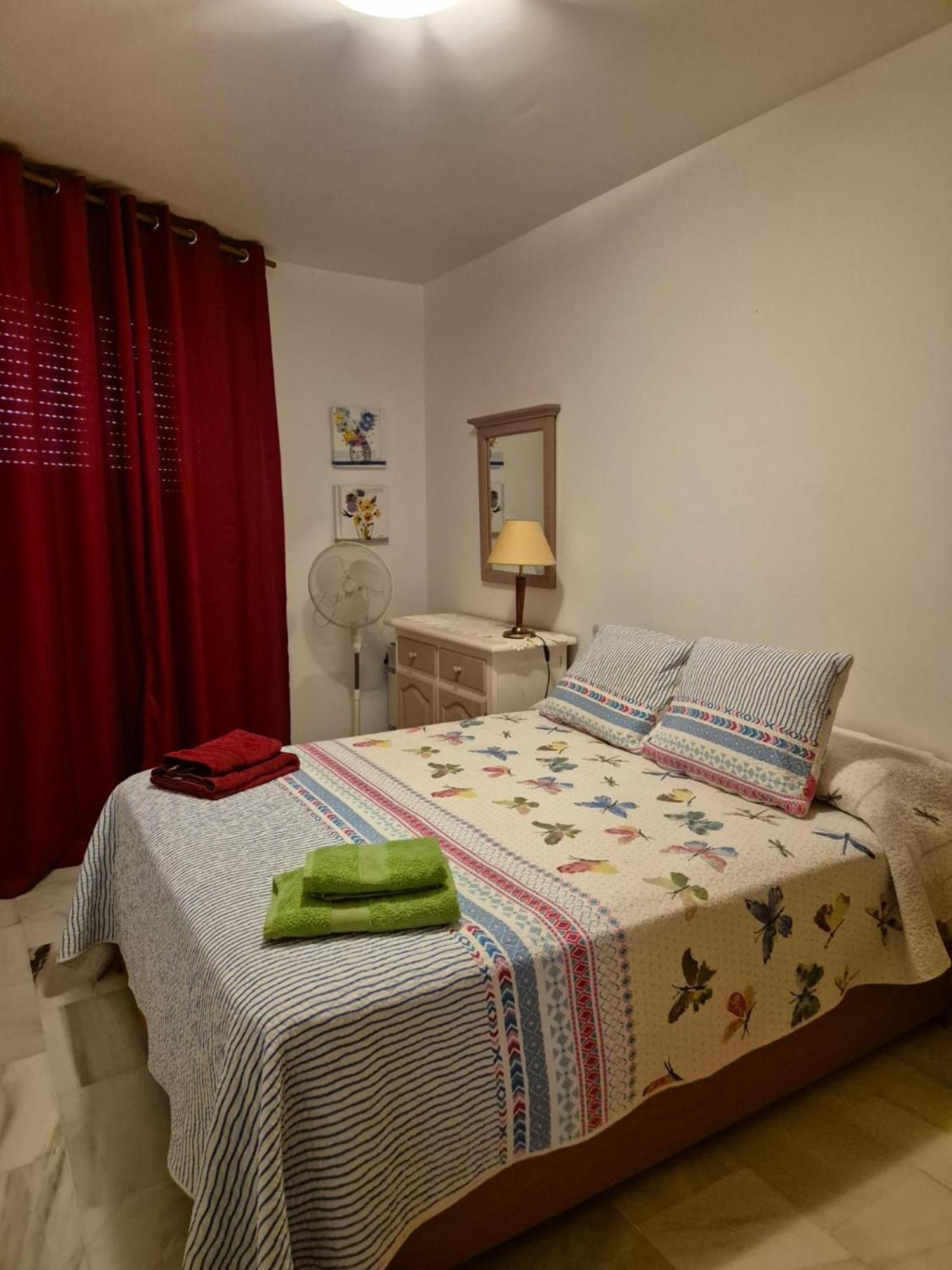 Apartament Con Terraza Y Piscina